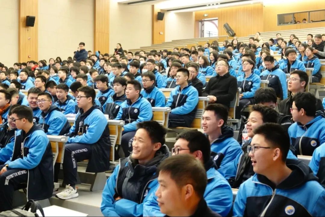 Technology for the Nation, Inspiring the Future | SonnePower Founder Guo Yanrui Visits Changjun Bilingual Experimental School for the Charming Disciplines Festival