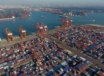 Application of SonnerPower products on unmanned transport vehicles in ports