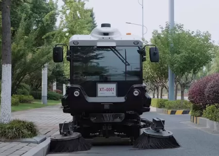 SonnePower's Display Empowers Autowise.ai's Smart Autonomous Sweeper in Shanghai